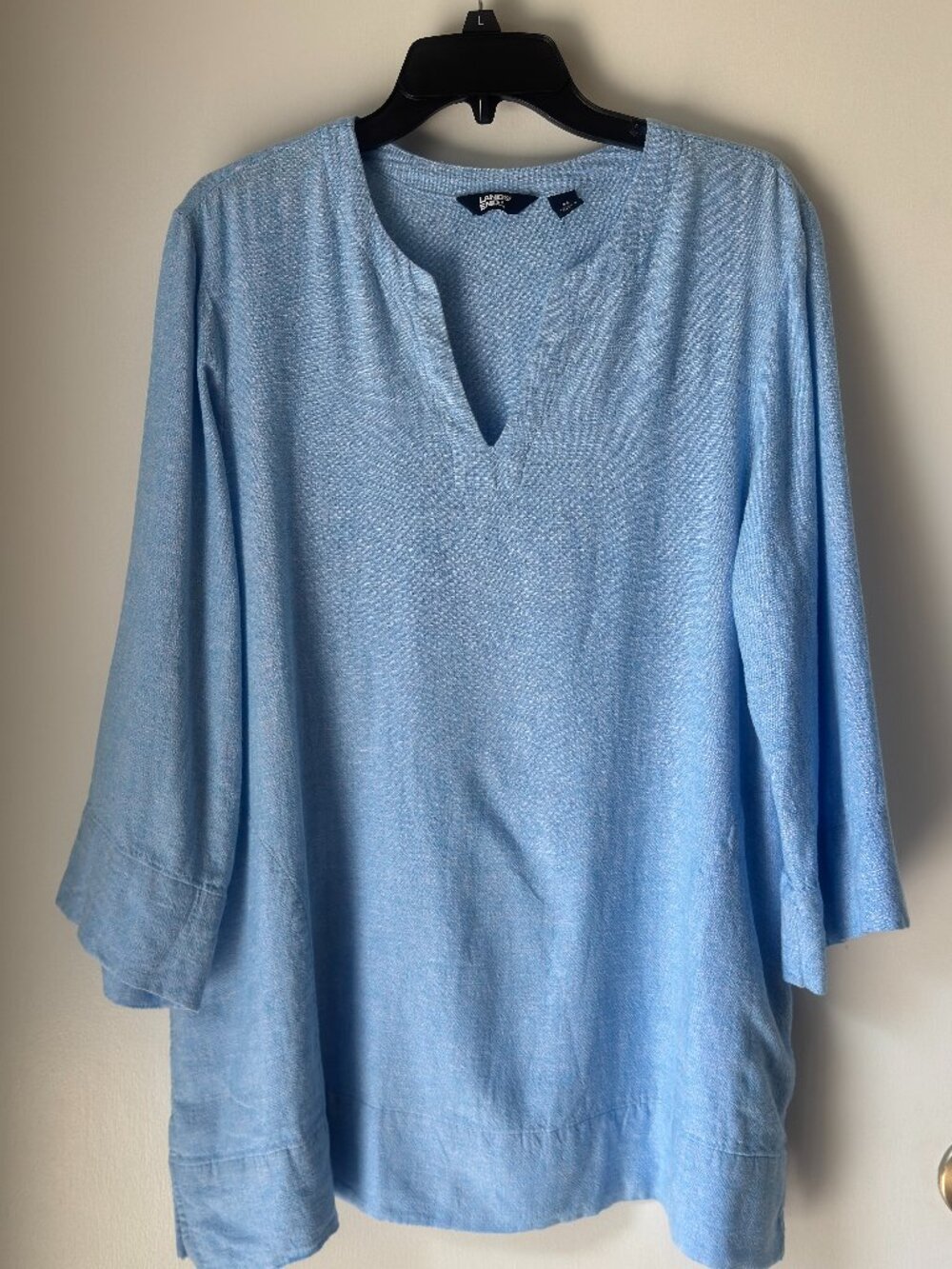 Lands End Linen Blend Tunic Blouse EUC Womens Medium M Blue Split Neck Top Shirt